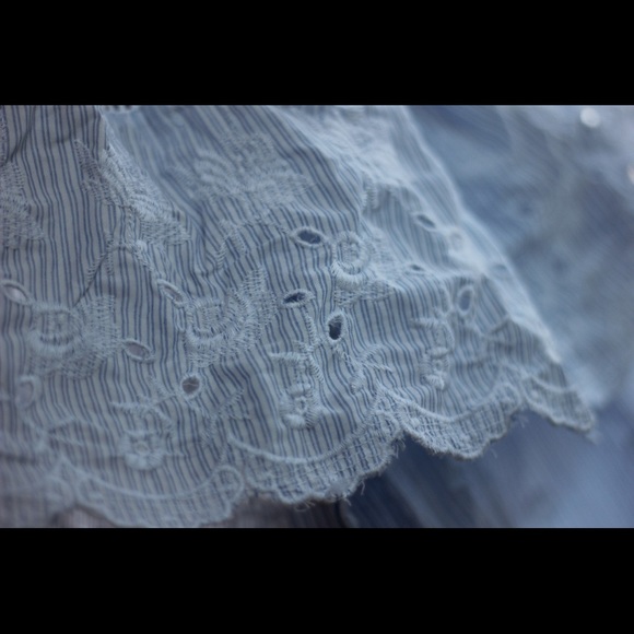 *SUMMER VIBES* Blue/white - off shoulder tunic - Picture 4 of 8